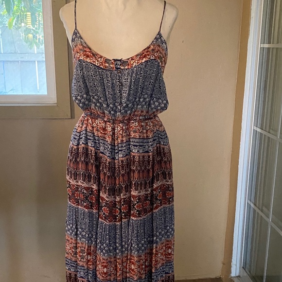 Sundress - Picture 2 of 4